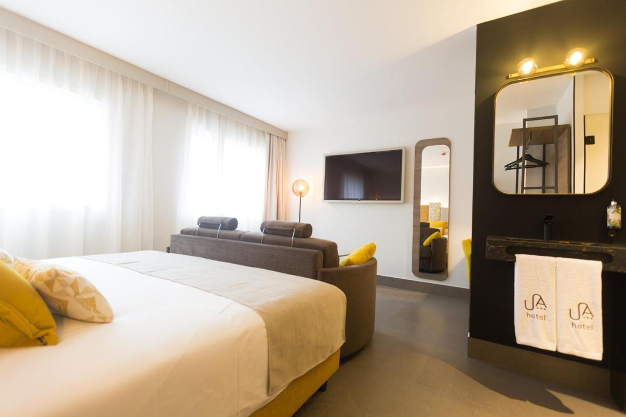 Urban A+++ Hotel Tres Cantos Exterior photo